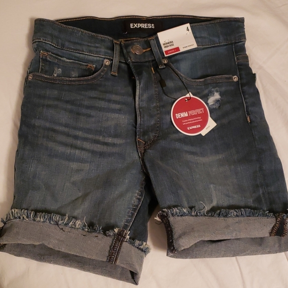 EXPRESS BERMUDA HIGH RISE - Picture 6 of 9